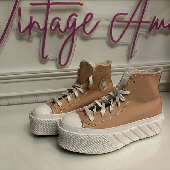 Convers Platform Sherpa Sneakers- NEW - Picture 11 of 14